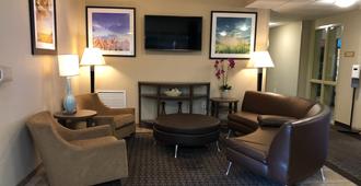Candlewood Suites Greenville Nc - Greenville - Hol