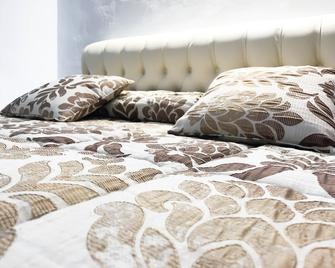 Eleonora Room & Breakfast - Oristano - Slaapkamer