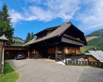 Apartment With Mountain Views - Bad Kleinkirchheim - Gebäude