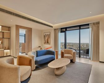 Hilton Gurugram Baani City Centre - Gurugram - Sala de estar