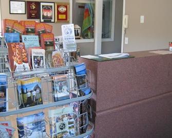 Fraser Bridge Inn & Rv Park - Quesnel - Rezeption
