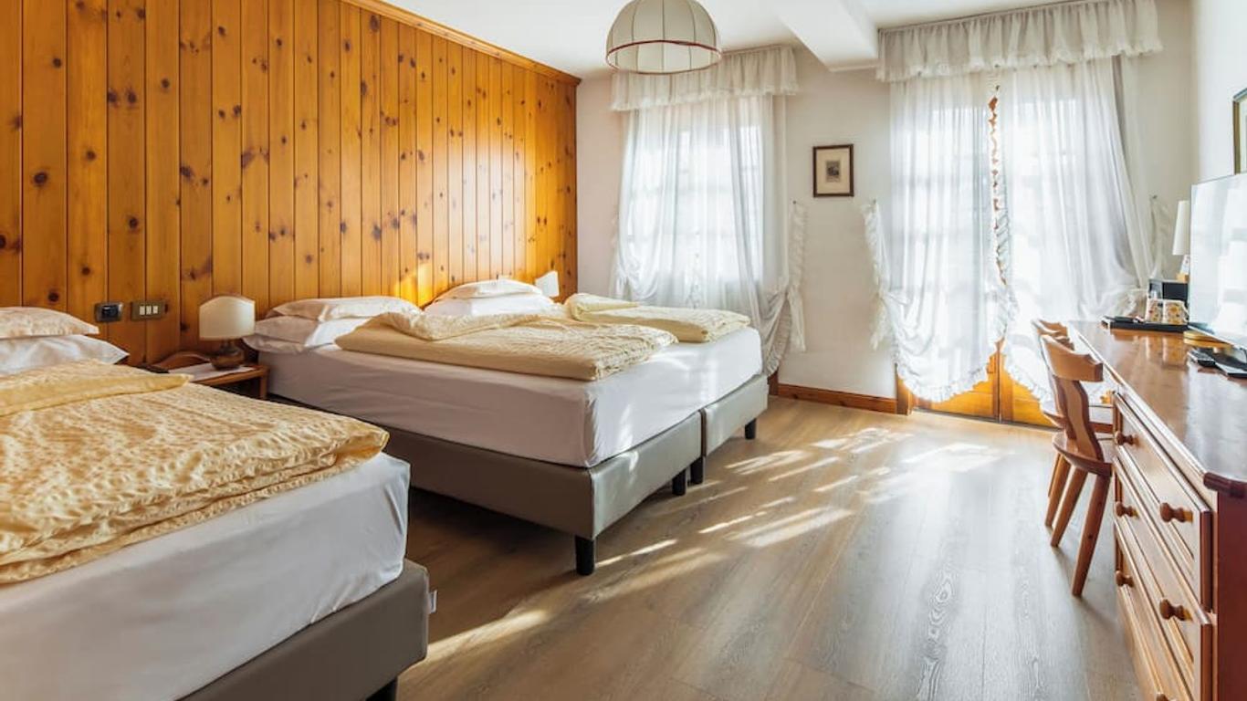 Hotel Menardi