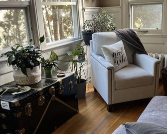 Stirling House - Kelowna