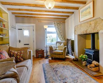 Snowdrop Cottage - Wetherby - Living room