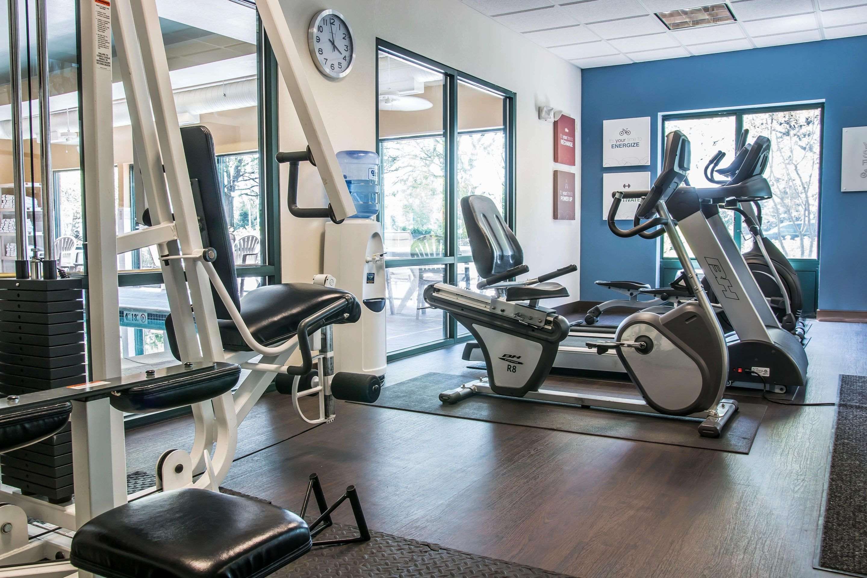 Comfort Suites Canton - Detroit - Canton - Sportcentrum