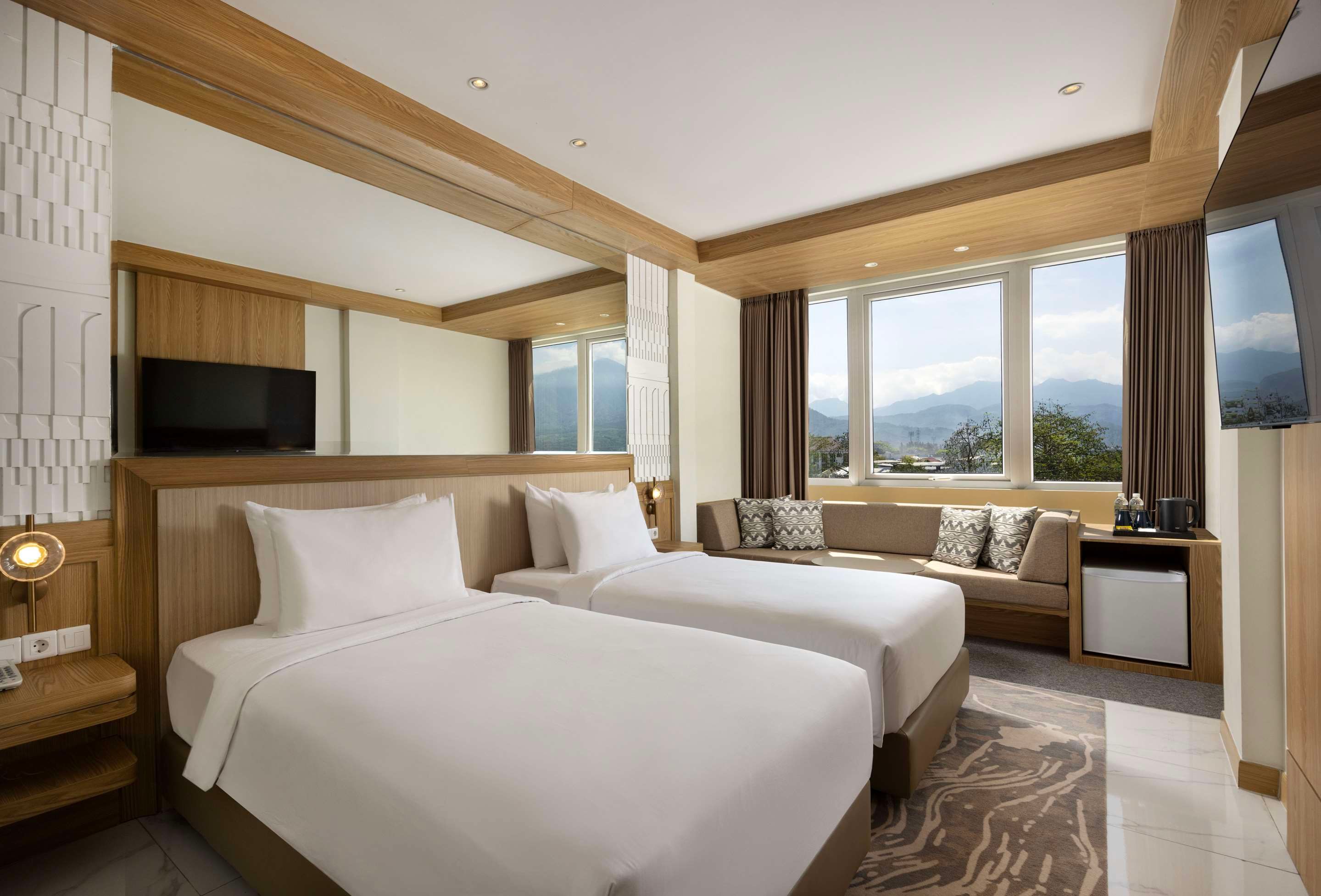 Golden Hill by Golden Tulip - Malang - Bedroom