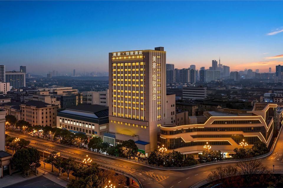 Mehood Ezzi Hotel Nanchang Bayi Square Ding Highway - נאנצ'אנג