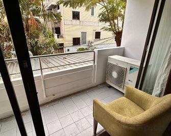 Cattreya Place - Bangkok - Balcony