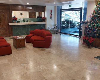Hotel Real Del Sol - Zona Expo Industrial - Guadalajara - Lobby