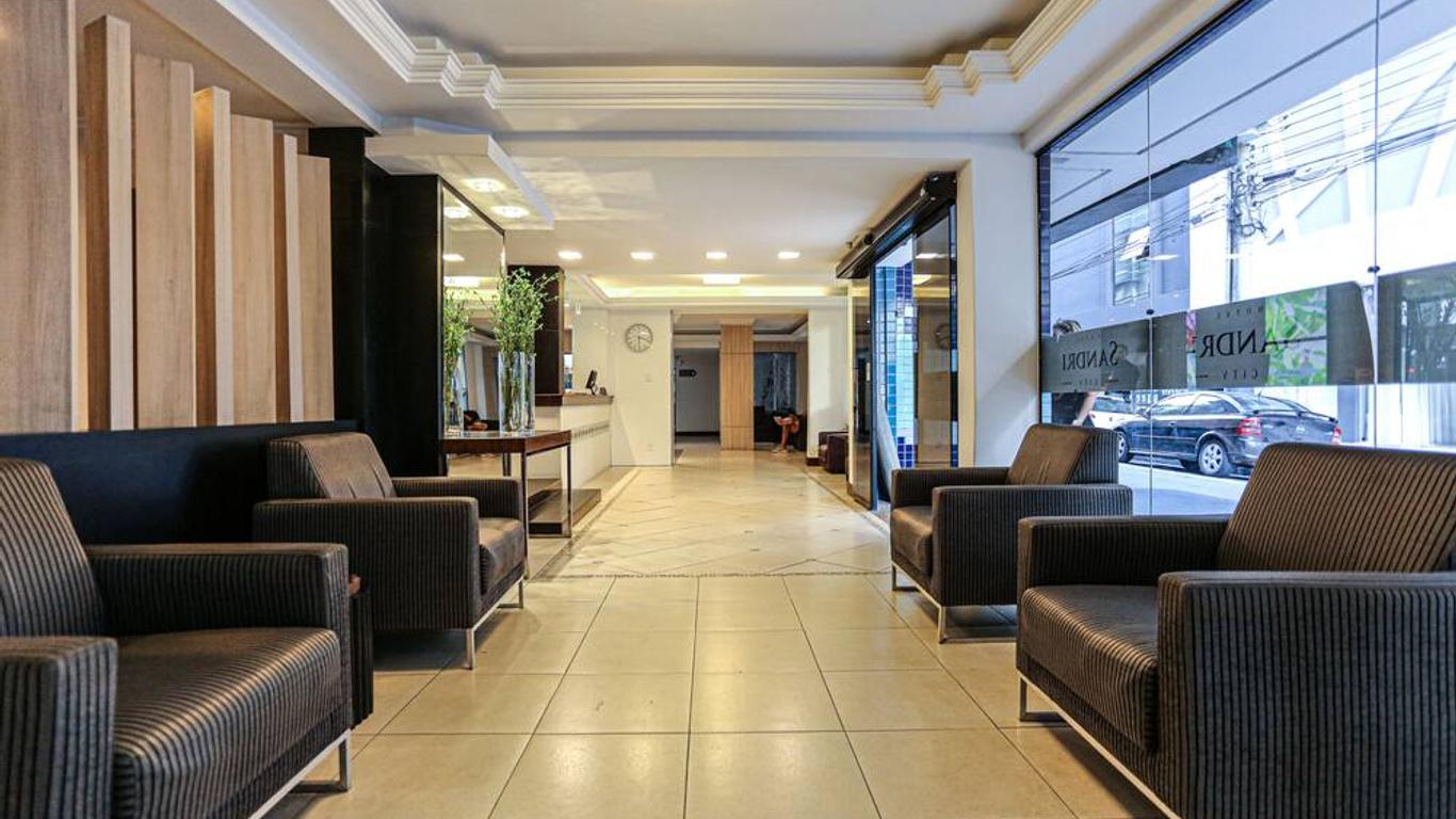 Sandri City Hotel