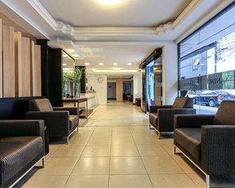 ساندري سيتي هوتل - بالنياريو كامبوريو - ردهة