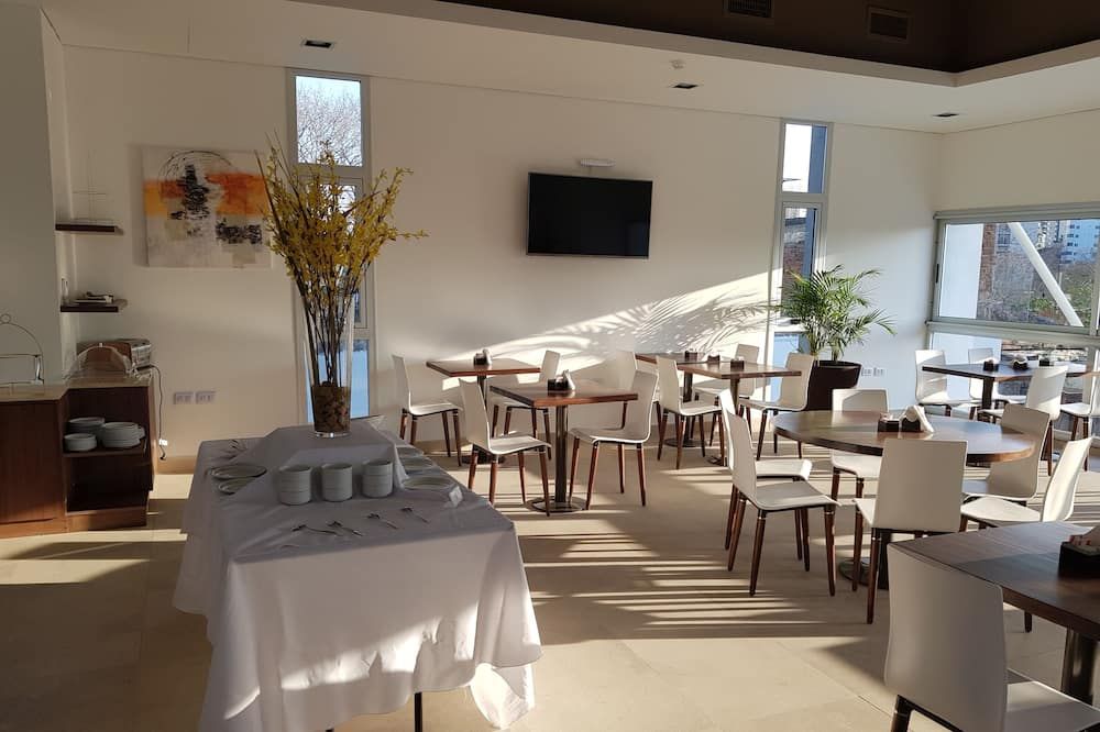 Rental Suites Campana - Campana - Restaurace