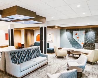 Holiday Inn Express & Suites Henderson South - Boulder City By IHG - Henderson - Lounge