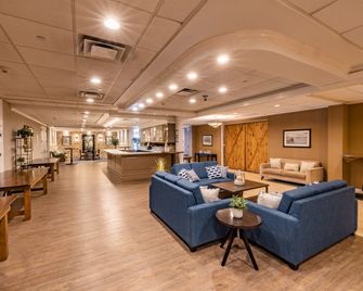 Holiday Inn Manahawkin/Long Beach Island By IHG - Manahawkin - Lounge