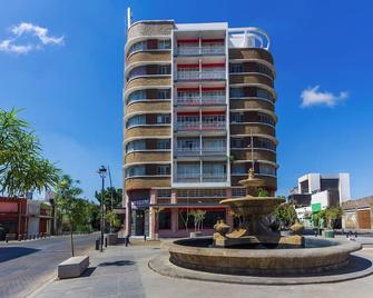 Hotel Nueva Galicia - Guadalajara - Building