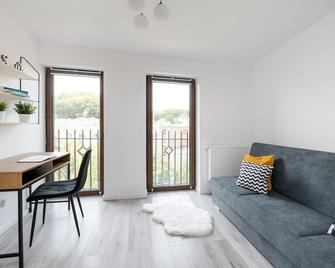 Quintus by 3City Rentals - Gdynia - Living room