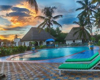 F-Zeen Boutique Hotel Zanzibar - Uroa - Pool