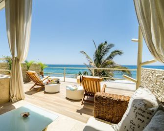 Dco Suites Lounge & Spa - Mancora - Balkon