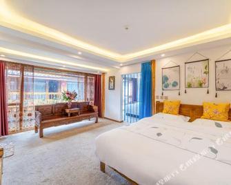 Snow Mountain Lnn - Lijiang - Bedroom