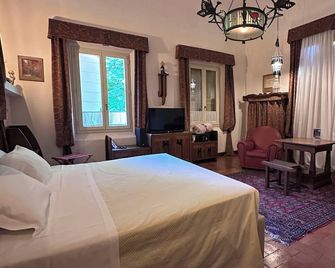 Locanda di Casa Spadoni - Faenza - Schlafzimmer