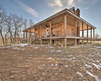 Quiet and Secluded Berea Cabin on 70-Acre Farm! - Berea - Budova