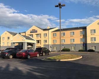 Baymont by Wyndham Chambersburg - Chambersburg - Edificio