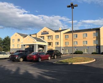 Baymont by Wyndham Chambersburg - Chambersburg - Bygning