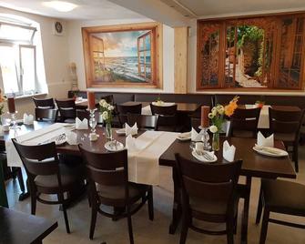 Hotel Restaurant Zum Stern - Walldorf - Restaurant