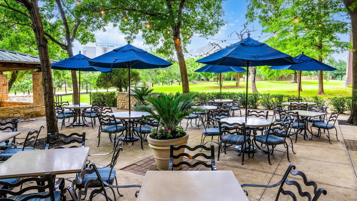 هيلتون دالاس فورت وورث ليكس إكزكيوتف ...