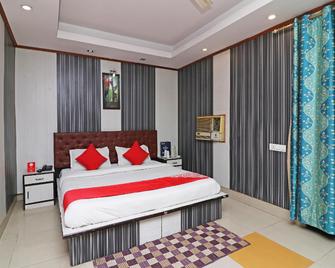 Hotel Akash - Faridabad - Habitación