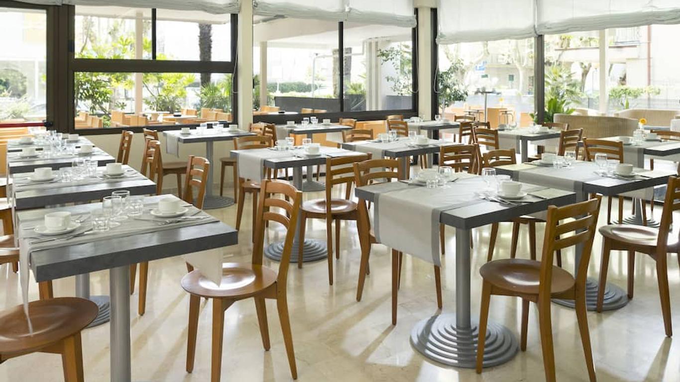 أوتل بونا فورتونا