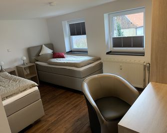 Hotel Stegmann's Hof - Sehnde - Chambre