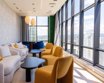 Corporate Stays Arcadia | Executive Furnished Apartments - Panama Stadt - Lounge
