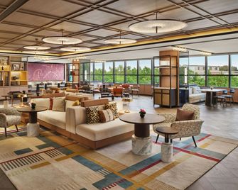 Renaissance Shanghai Hongqiao - Szanghaj - Hol