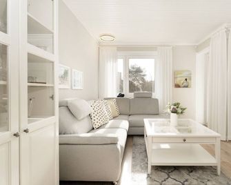 Strandfee Sommerglück - Grömitz - Wohnzimmer