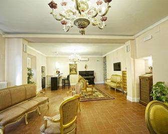 Boutique Hotel L'Imperatrice - Foiano della Chiana - Obývací pokoj
