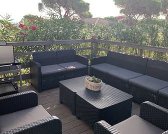 Californian chalet near St Tropez - Gassin - Balcon