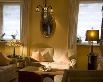 Hotel Lessing - Düsseldorf - Living room