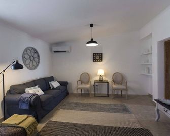 Monte Vale - Organic Farm - Castro Verde - Living room