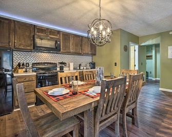 Cozy Ski-Inandski-Out Condo On Magic Mou - Londonderry - Jídelna