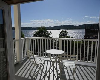 Rhinecliff Hotel - Rhinecliff - Balcón