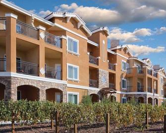 Peaceful retreat! Wyndham Vino Bello Resort-Studio - Napa - Building