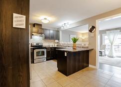 Cheerful, Private Bedroom and Bathroom - Guelph - Kitchen