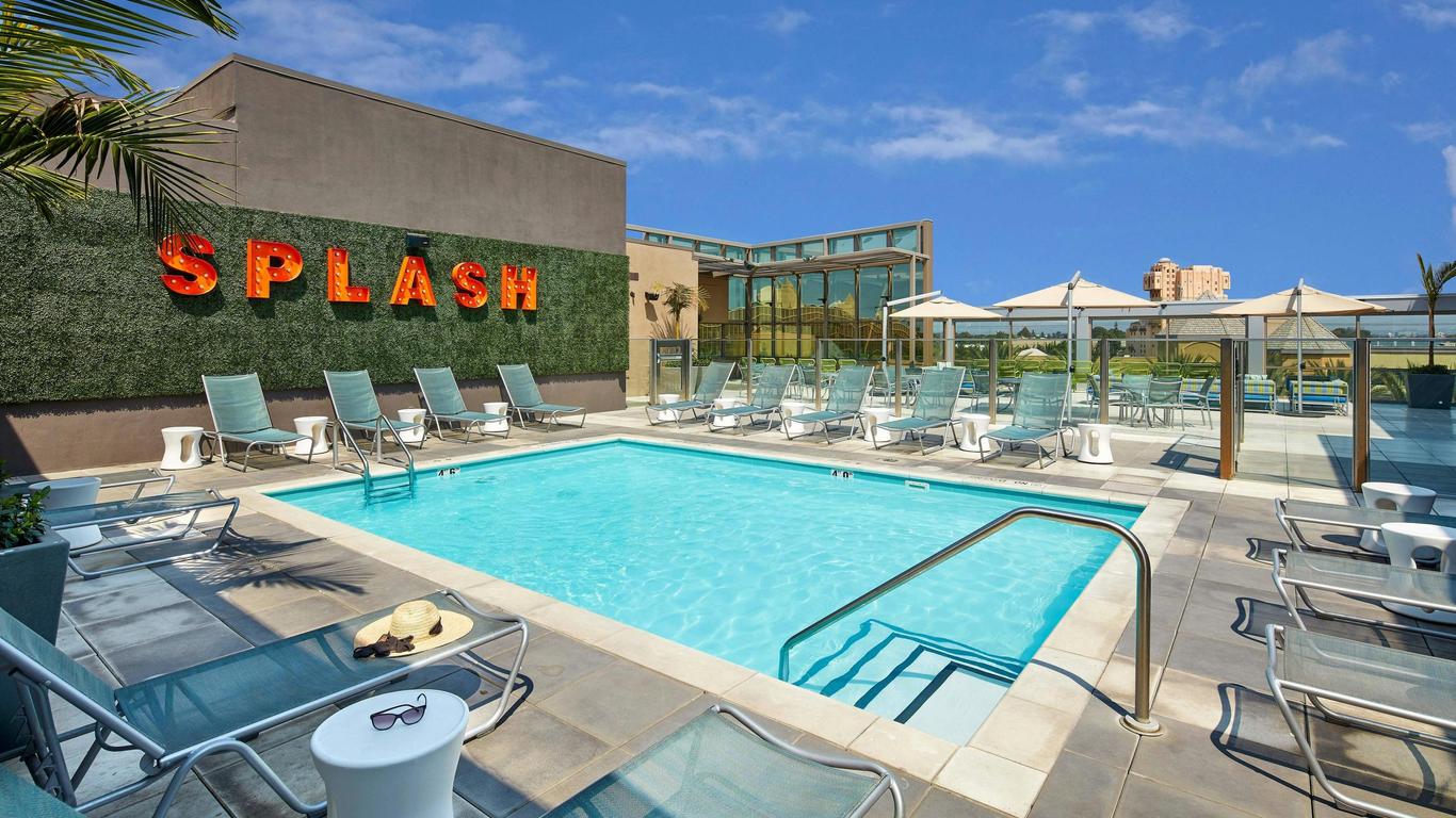 أجنحة سبرينغ هيل باي ماريوت آت آناهايم ريزورت إيريا / كونفنشَن سنتر