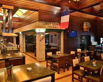 Hisham Hotel - עמאן - בר