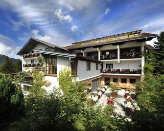 Hotel Maximilian - Reutte - Bygning