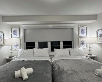 Exquisite Luxury Townhomes in Elite Angus Glen Estate - Markham - Bedroom