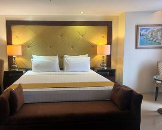 Palette Torre Venezia Suites - Quezon City