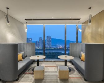 كراون بلازا كوانشو ريفرفي باي آيتش جي - تشيوانتشو - ردهة