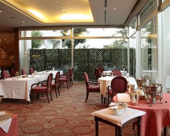 Hotel Kitano Plaza Rokkoso - קובה - מסעדה